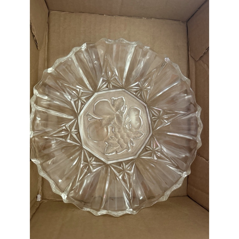 Vintage Clear‎ Pressed Glass Fruit Bowl Scalloped Starburst Ruffled Rim 7.5 Inch